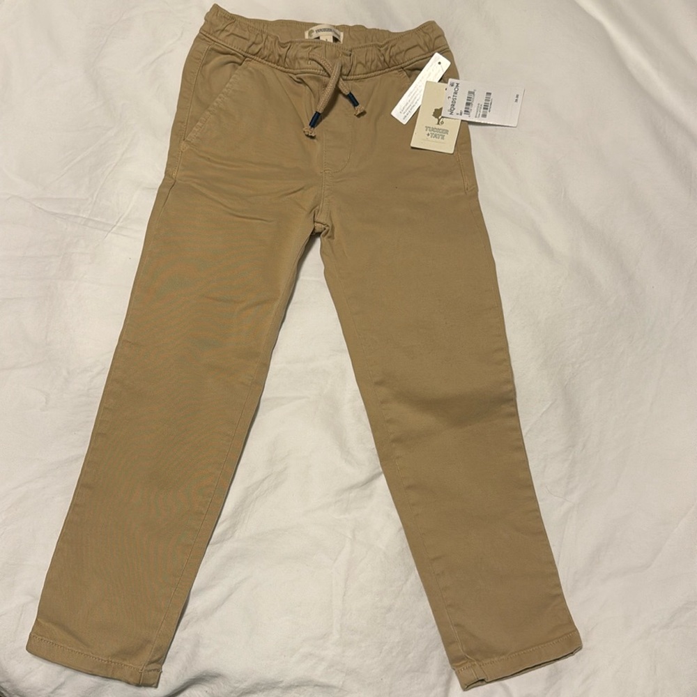 NWT Tucker + Tate Boys All Day Relaxed Pant - size 5 Tan Stock color
